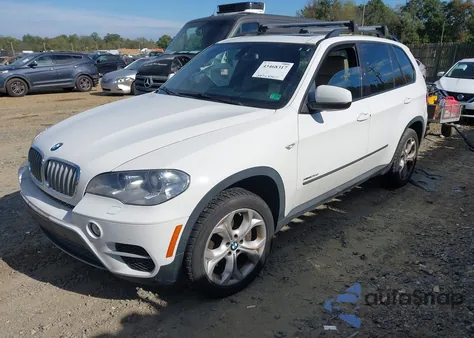 2013 BMW X5 xDrive35D z USA, uszkodzony, nr VIN 5UXZW0C56D0B91816